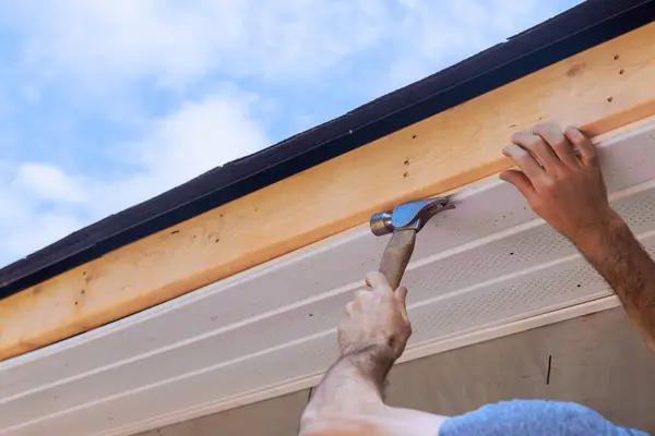 Understanding Costs of roof repair services in Knoxville
