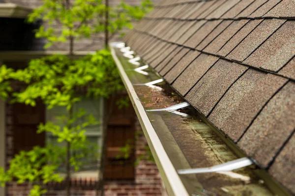 Schedule Your Gutter Cleaning Columbus Service Before the Next Storm