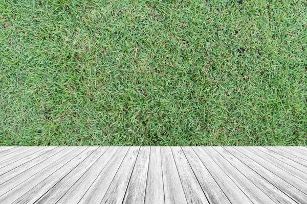 How to Choose a Reliable Lawn Care Service Near Me Without Overpaying