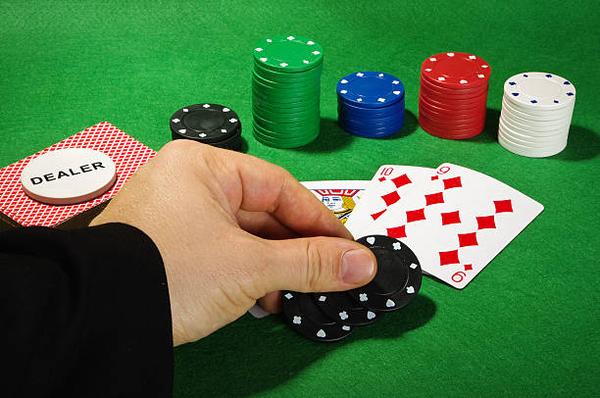 Examining Gaming Section Layouts Across online casinos Singapore