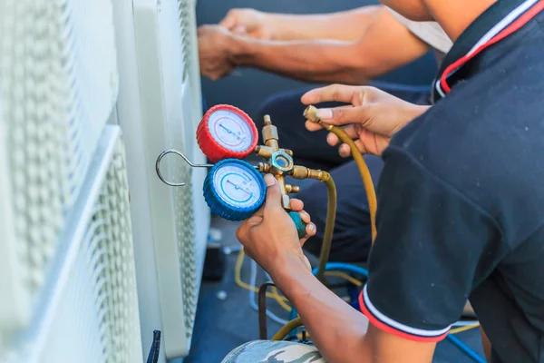 Top Signs You Need air conditioning repair tarzana Services